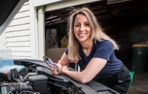 FionaMcDonald-TheAge6Sept-300×190